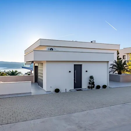 Infinity * Crikvenica